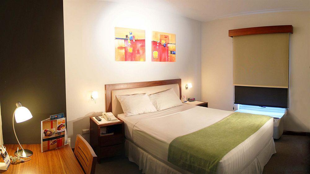 Hotel Hex Эстели Экстерьер фото