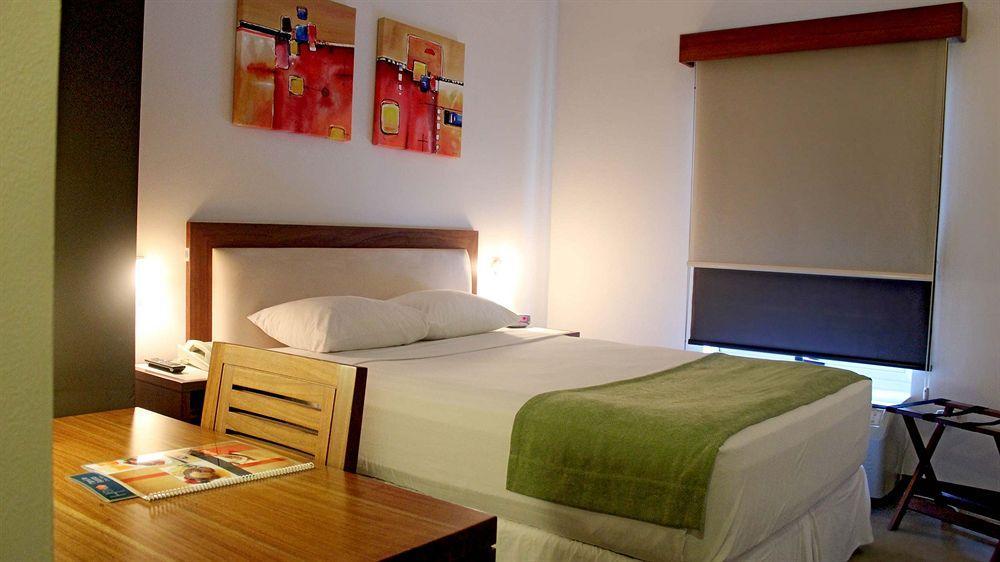 Hotel Hex Эстели Экстерьер фото