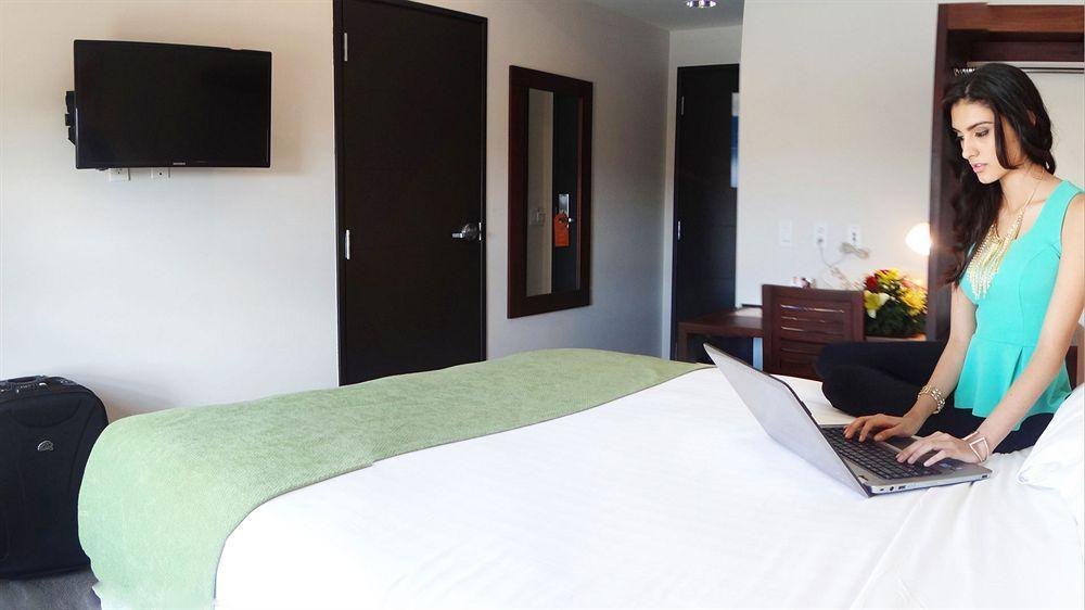 Hotel Hex Эстели Экстерьер фото