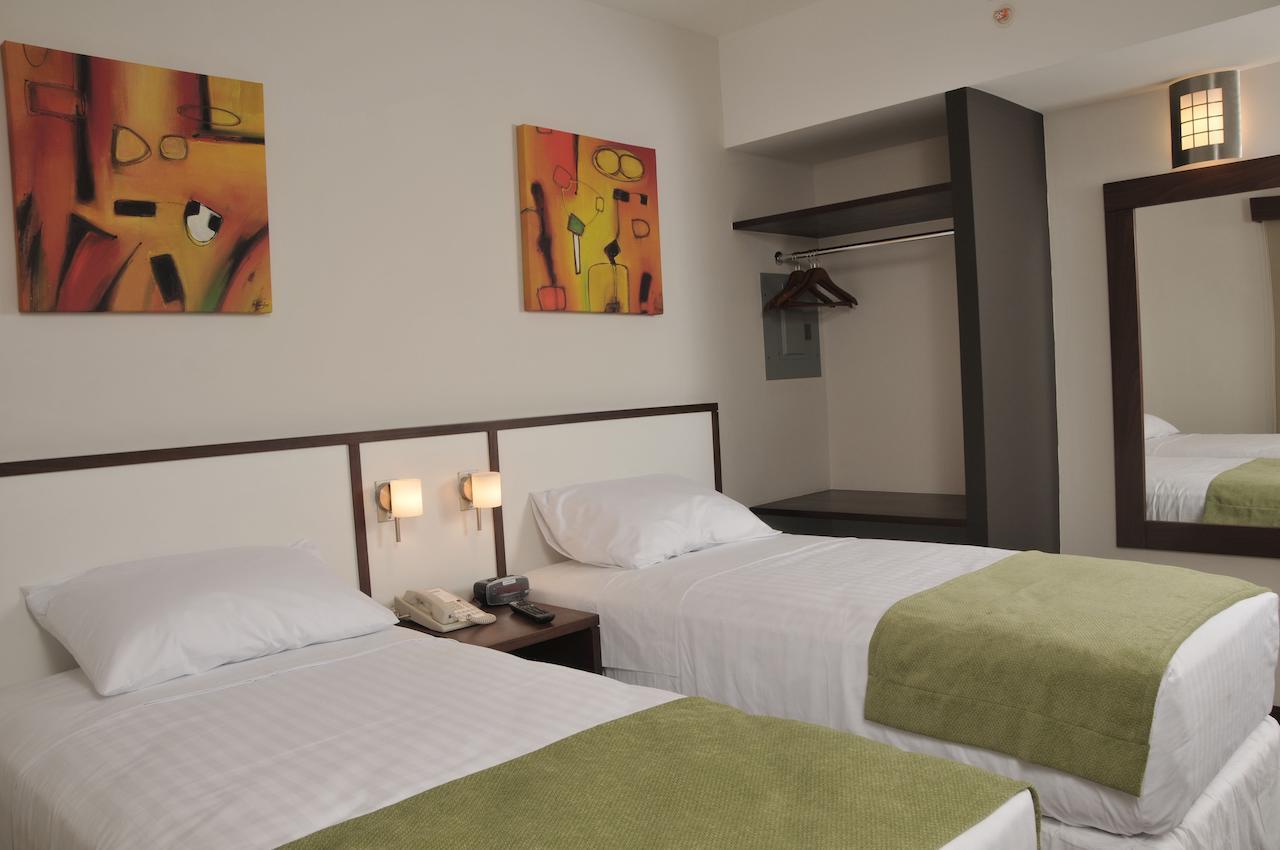 Hotel Hex Эстели Номер фото