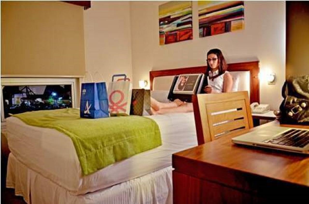 Hotel Hex Эстели Экстерьер фото